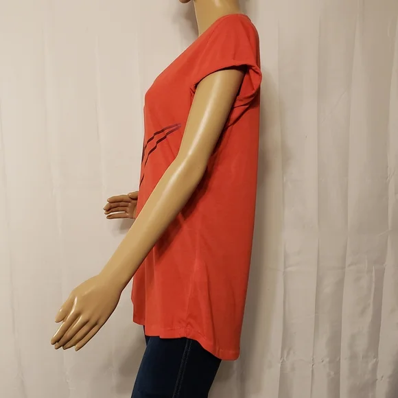 Nike Loose Fit T-shirt - Picture 2 of 6